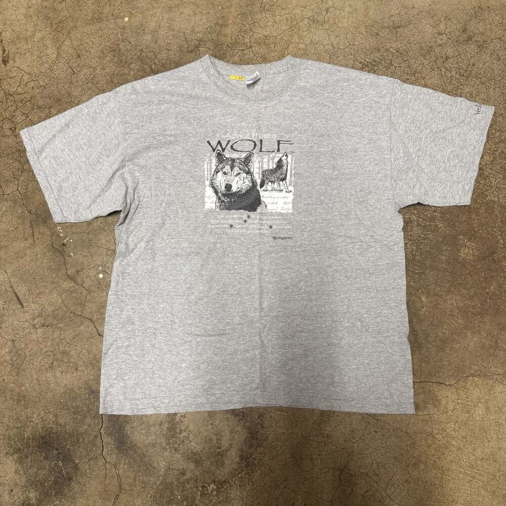 Gildan Advice From A Wolf Yellowstone T-Shirt Size XL Gray